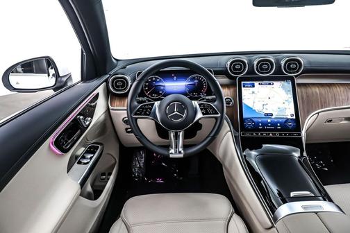 2025 Mercedes-Benz GLC 350e Base