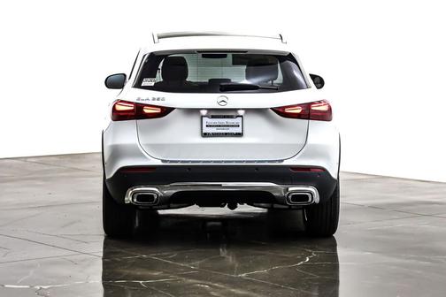 2026 Mercedes-Benz GLA 250 4MATIC
