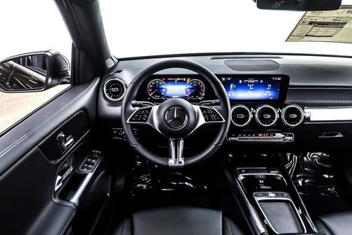 2025 Mercedes-Benz GLB 250 Base