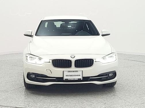 Alpine White 2018 BMW 330 330i