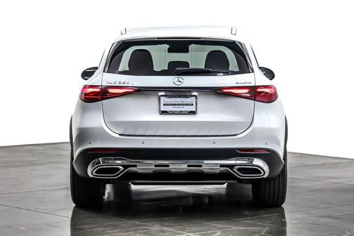 2025 Mercedes-Benz GLC 350e Base