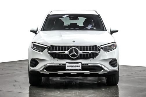 2025 Mercedes-Benz GLC 350e Base