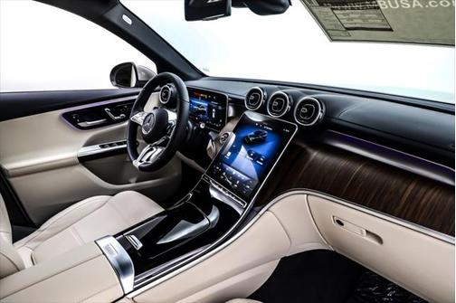 2025 Mercedes-Benz GLC 300 Base
