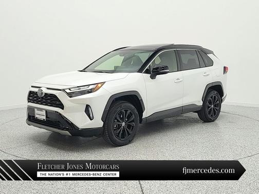2023 Toyota RAV4 Hybrid SE
