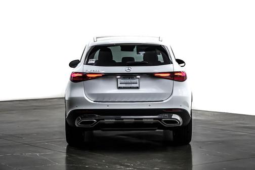 2025 Mercedes-Benz GLC 300 Base