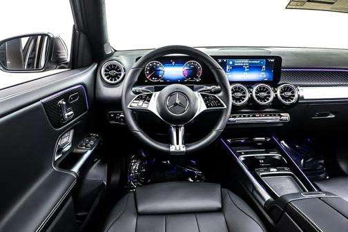 2026 Mercedes-Benz GLB 250 Base