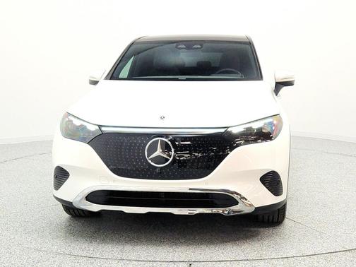 MANUFAKTUR Diamond White Metallic 2023 Mercedes-Benz EQE 350 4MATIC