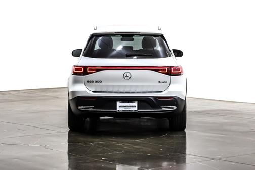 2023 Mercedes-Benz EQB 300 4MATIC