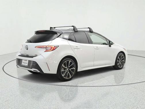 Wind Chill Pearl 2022 Toyota Corolla XSE