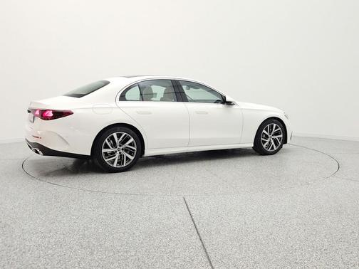 Polar White 2026 Mercedes-Benz E-Class E 350