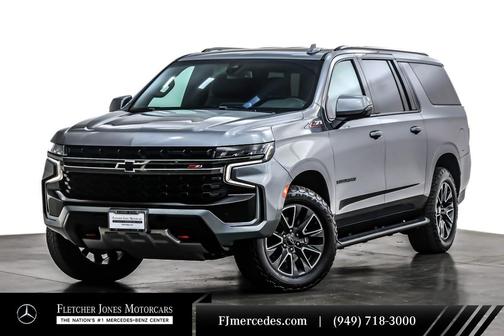 2022 Chevrolet Suburban 4WD Z71