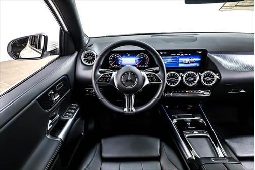 2025 Mercedes-Benz GLA 250 Base