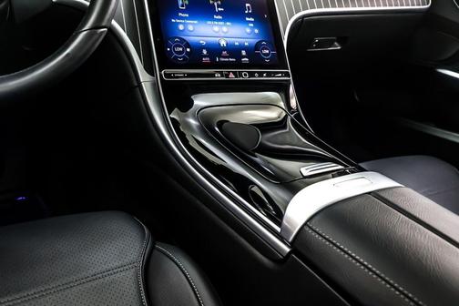 2023 Mercedes-Benz C-Class Sedan