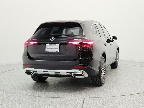 Black 2023 Mercedes-Benz GLC 300 4MATIC