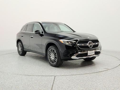 Black 2023 Mercedes-Benz GLC 300 4MATIC