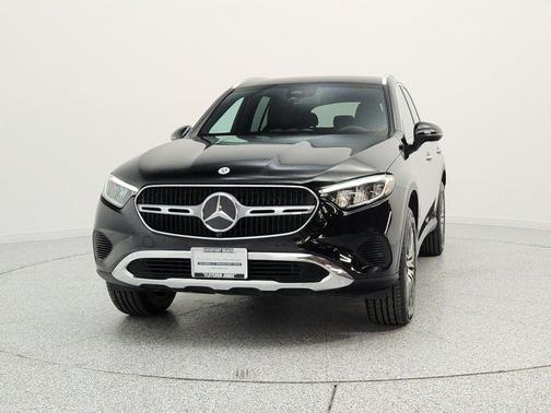 Black 2023 Mercedes-Benz GLC 300 4MATIC