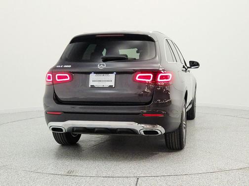 Graphite Grey Metallic 2022 Mercedes-Benz GLC 300 Base