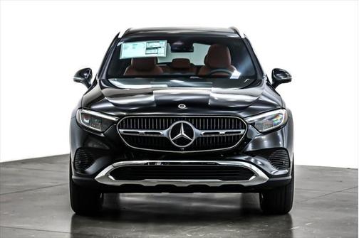 2025 Mercedes-Benz GLC 300 Base