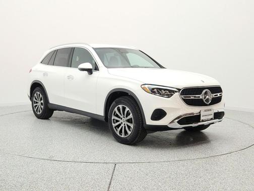 Polar White 2026 Mercedes-Benz GLC 300 Base