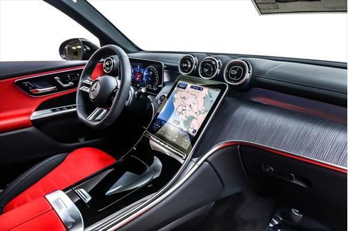 2025 Mercedes-Benz GLC 350e Base