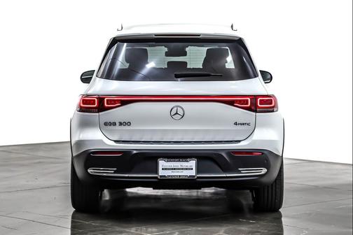 2023 Mercedes-Benz EQB 300 4MATIC