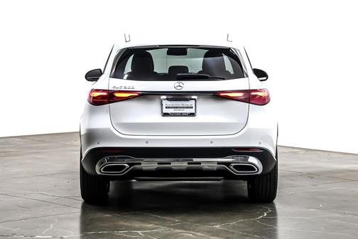 2025 Mercedes-Benz GLC 300 Base