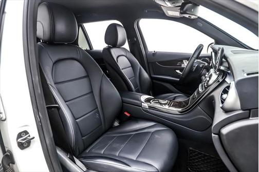 2018 Mercedes-Benz GLC 300 Base