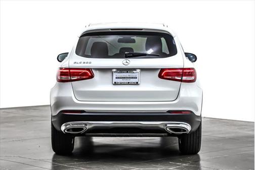 2018 Mercedes-Benz GLC 300 Base