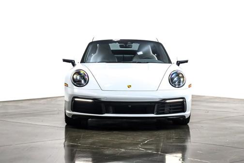 2023 Porsche 911 Carrera 4S