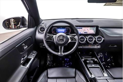 2025 Mercedes-Benz GLA 250 Base