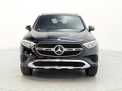 Black 2024 Mercedes-Benz GLC 300 Base