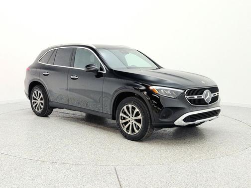 Black 2024 Mercedes-Benz GLC 300 Base
