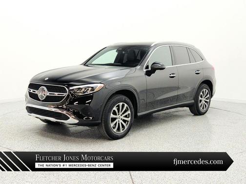 Black 2024 Mercedes-Benz GLC 300 Base