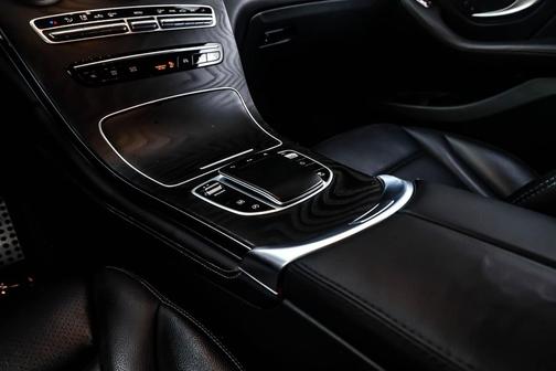 2020 Mercedes-Benz GLC 300 Base