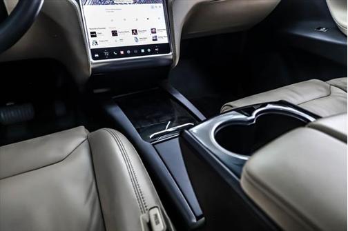 2016 Tesla Model X 60D