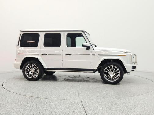 MANUFAKTUR Moonlight White Metallic 2024 Mercedes-Benz G-Class 4MATIC