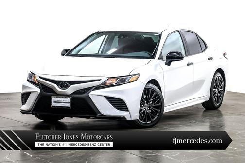 2019 Toyota Camry SE