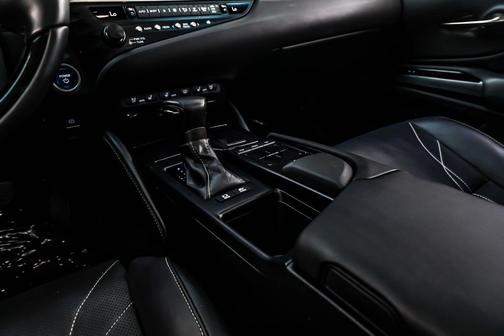 2019 Lexus ES 300h Base