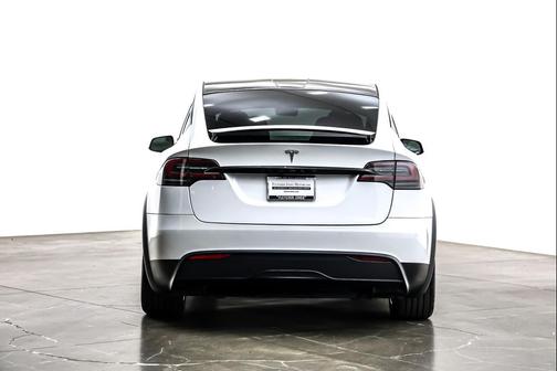 2022 Tesla Model X Dual Motor All-Wheel Drive