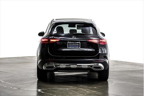2025 Mercedes-Benz GLC 300 Base