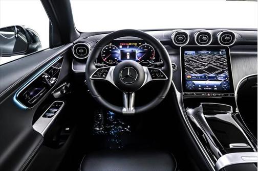 2025 Mercedes-Benz GLC 300 Base