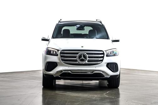 2026 Mercedes-Benz GLS 450 4MATIC