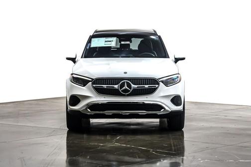 2026 Mercedes-Benz GLC 300 Base