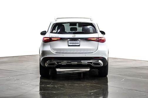 2026 Mercedes-Benz GLC 300 Base