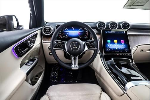 2025 Mercedes-Benz GLC 300 Base