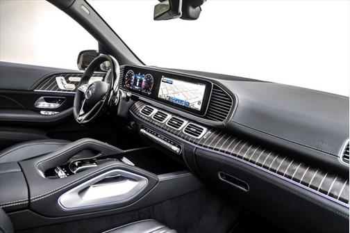 2025 Mercedes-Benz Maybach GLS 600 4MATIC
