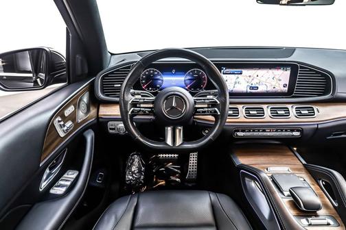 2024 Mercedes-Benz GLS 450 4MATIC