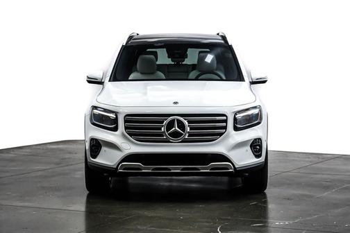 2025 Mercedes-Benz GLB 250 4MATIC