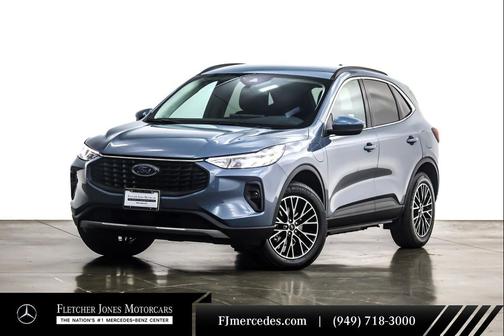 2025 Ford Escape PHEV Base