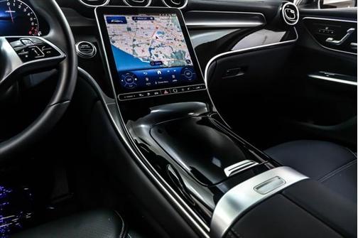 2025 Mercedes-Benz GLC 350e Base